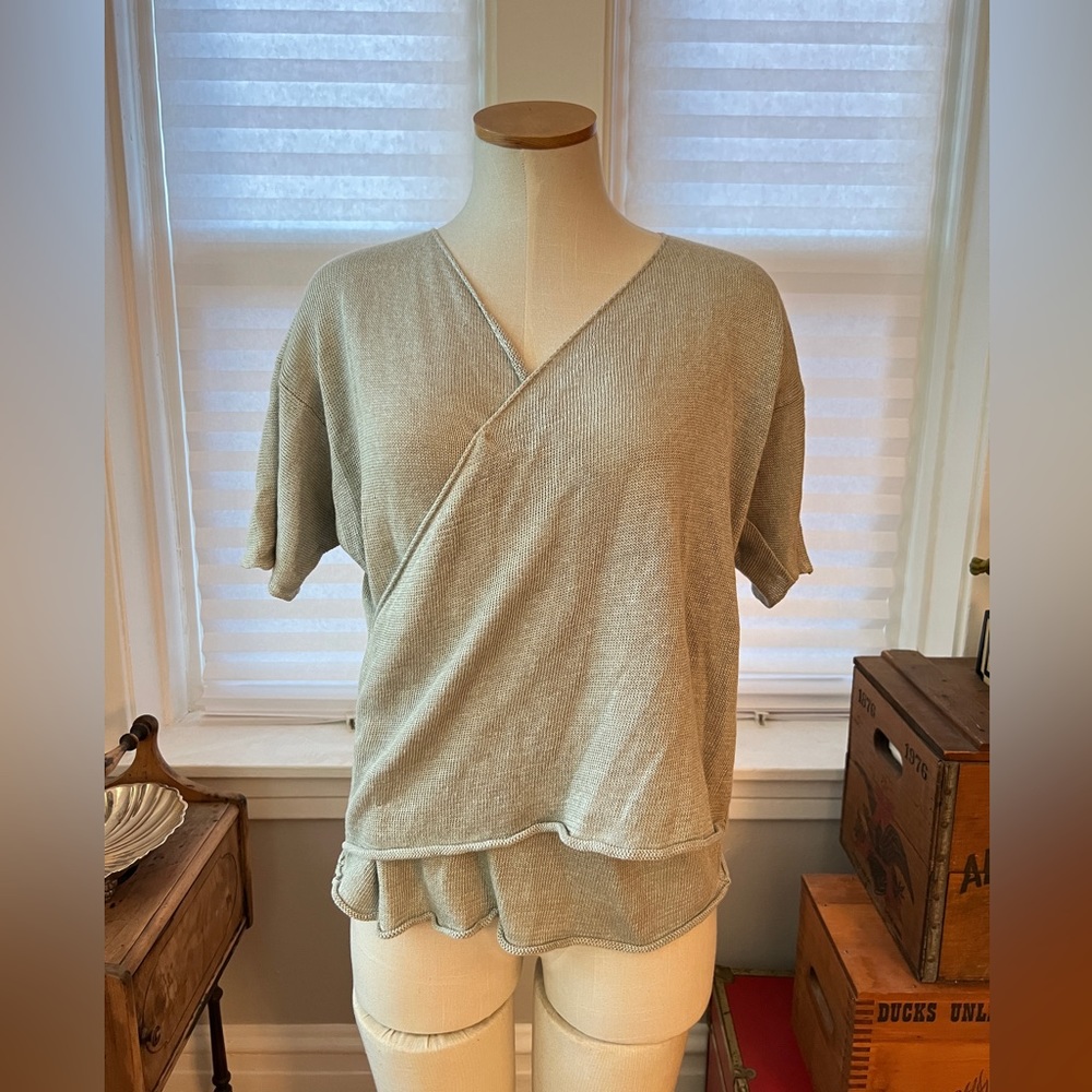 Eskandar Neiman Marcus knit grey/green top